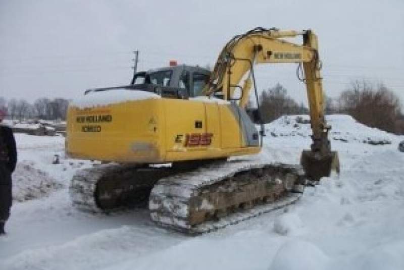 New Holland E195